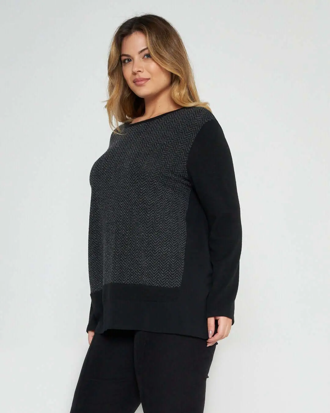 Maglia in fantasia geometrica NERO-GRIGIO
