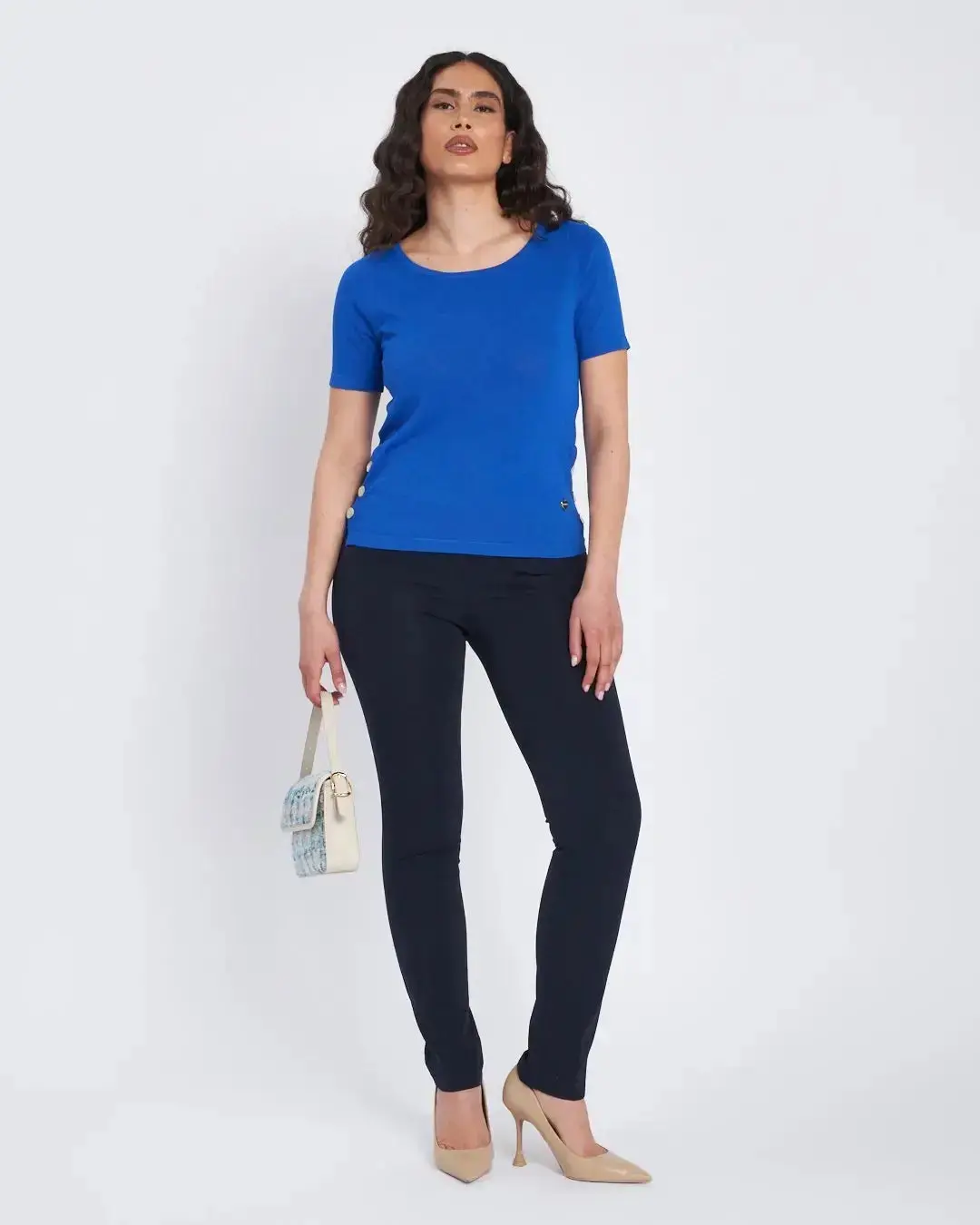 Pantalone slim con taglio push-up e bottoni - Image 5