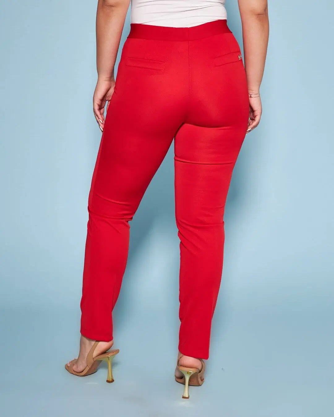 Pantalone basic con frisi posteriori ROSSO - Image 3