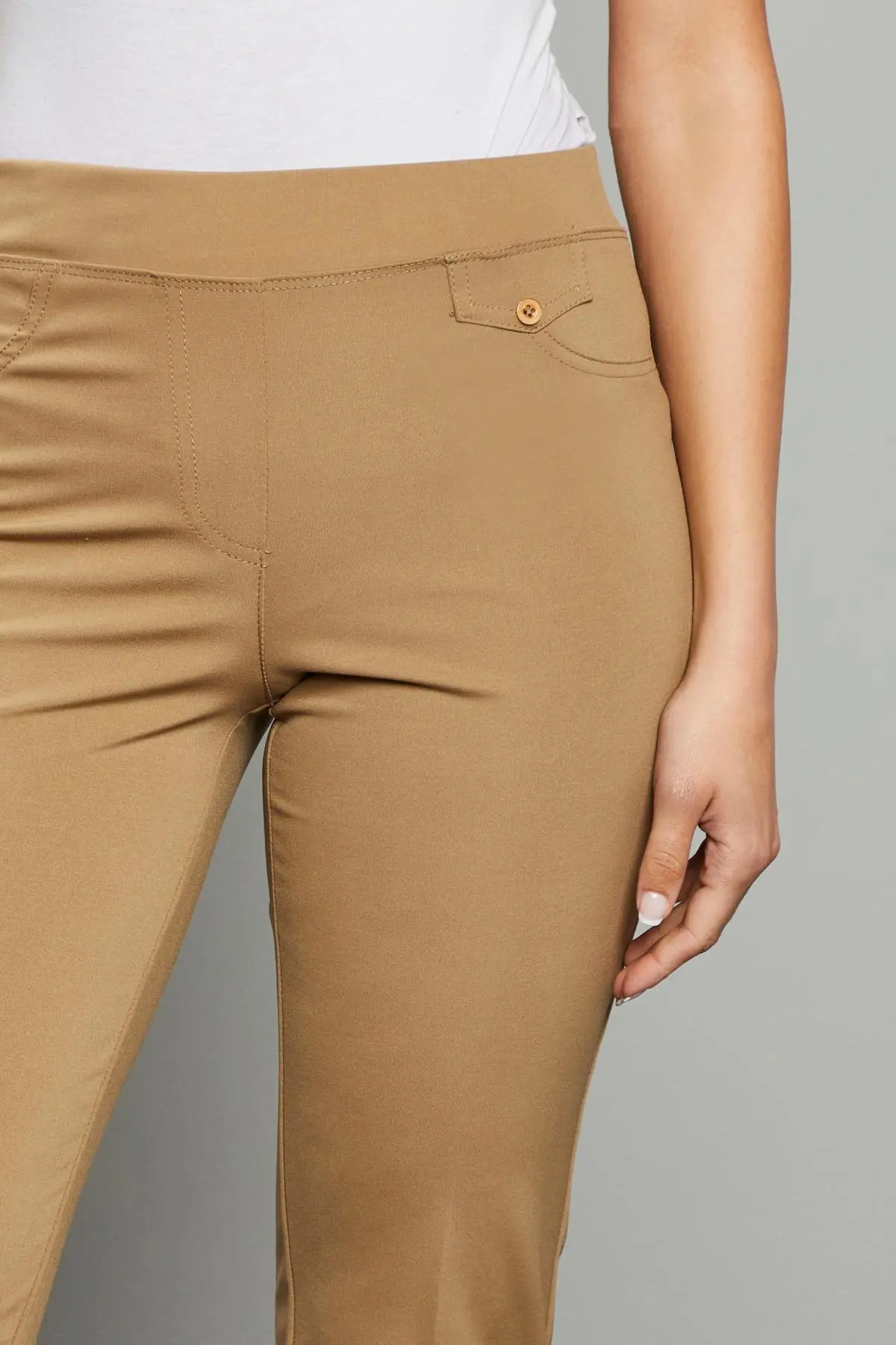 Pantalone basic con frisi posteriori TABACCO - Image 3