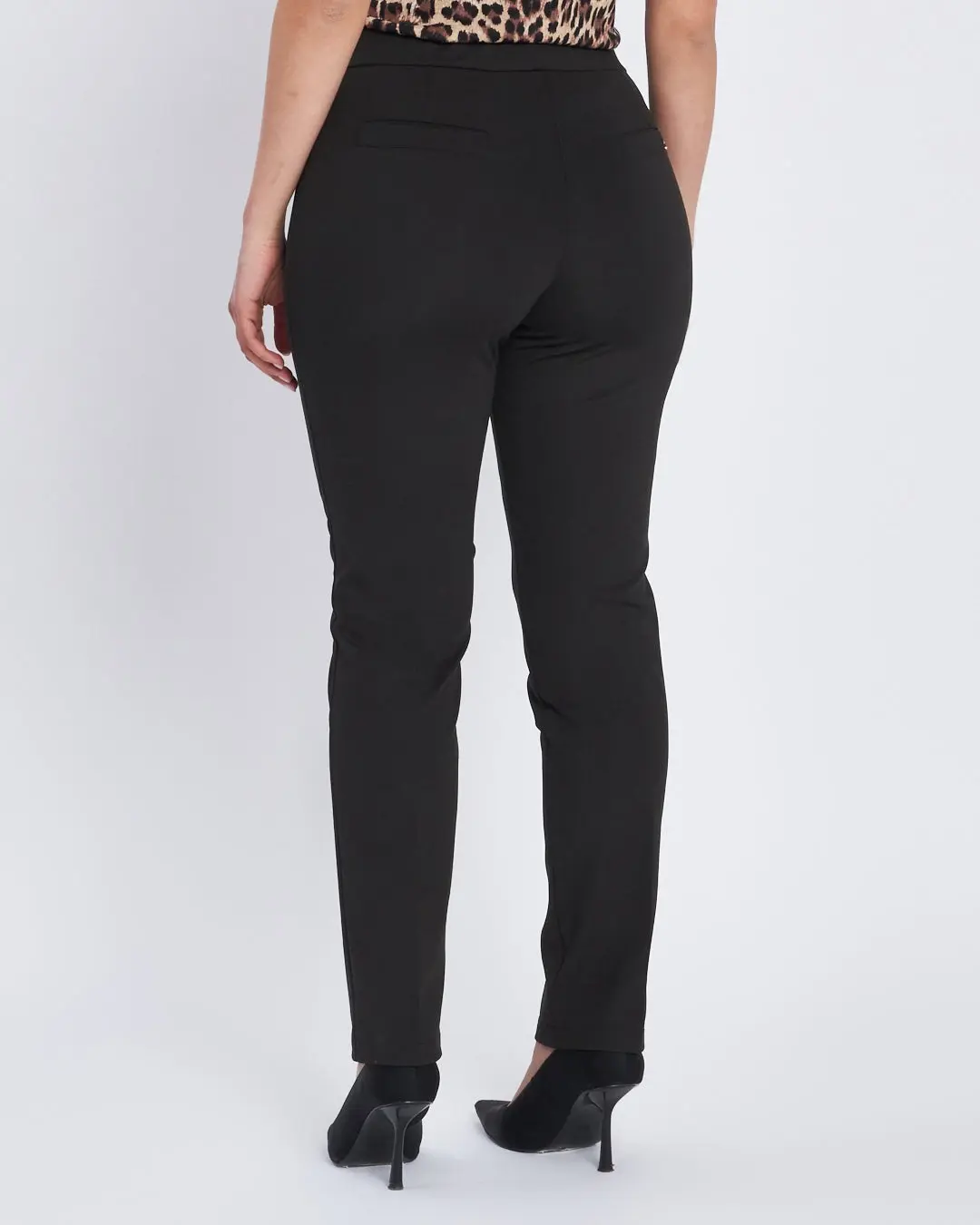 Pantalone basic con frisi posteriori NERO - Image 6