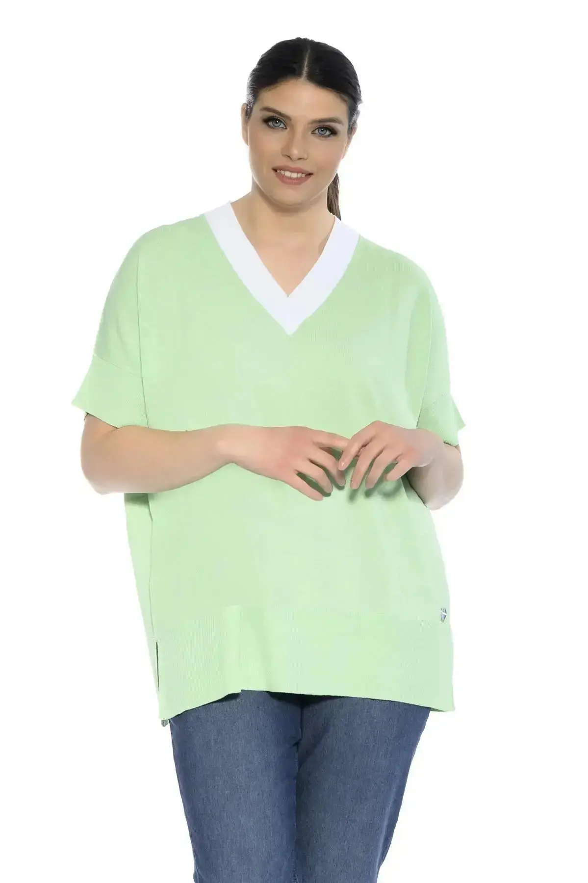 Maglia in viscosa con scollo V MENTA - Image 4