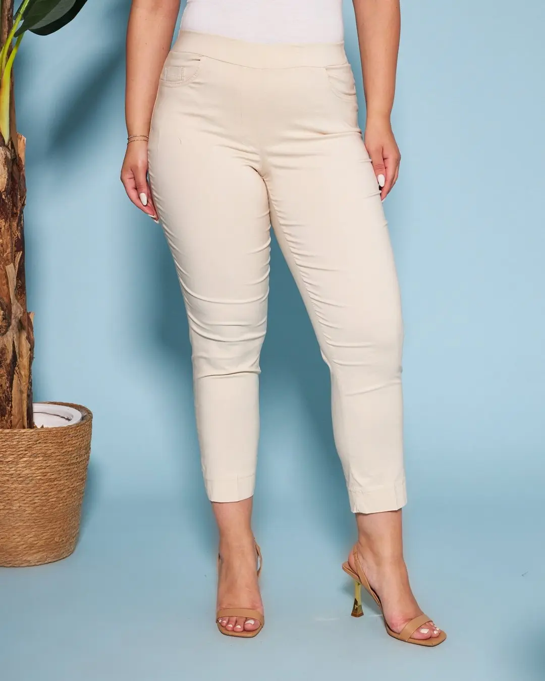 Pantalone pinocchietto con ricamo SABBIA