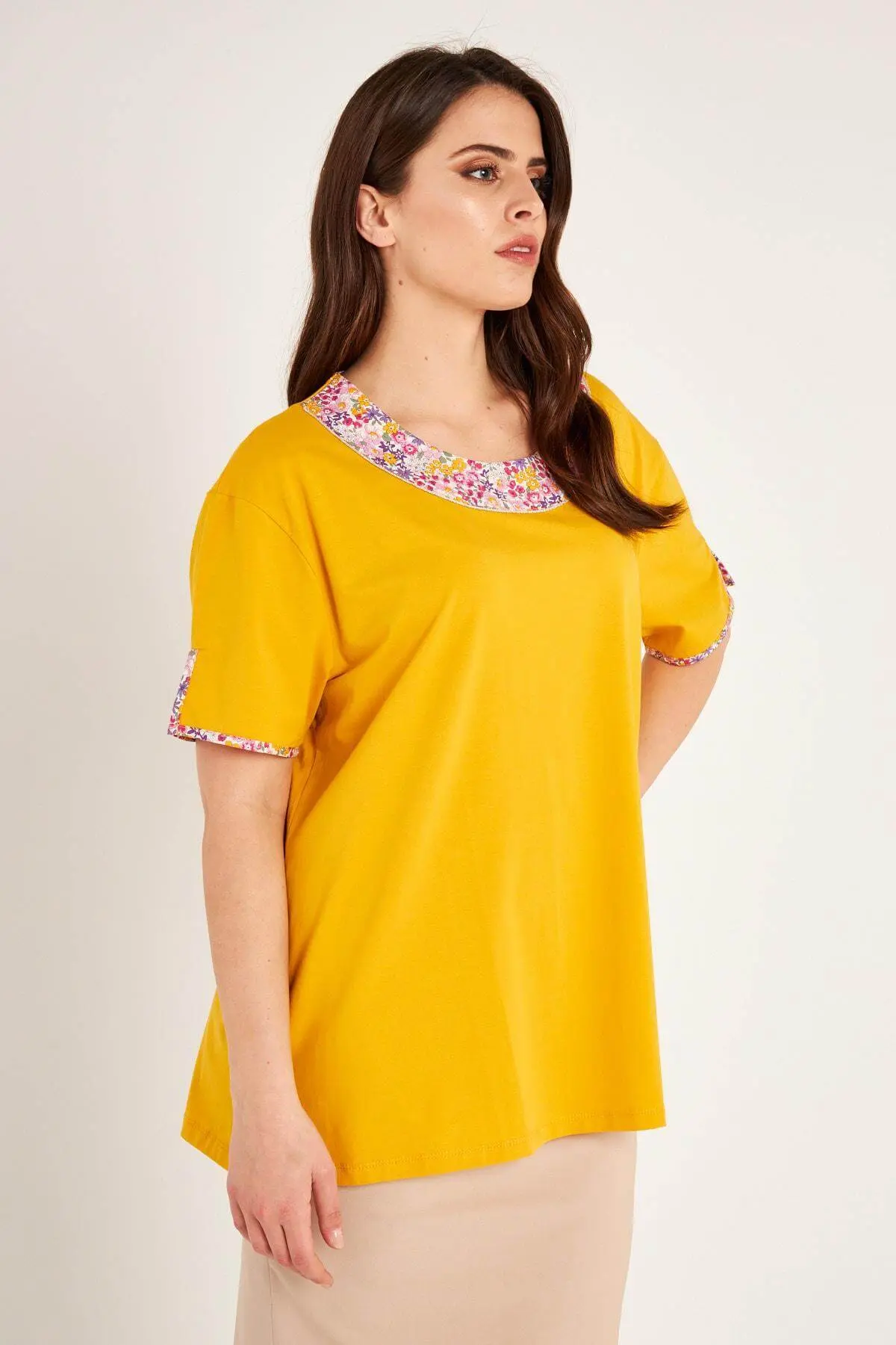 Maglia con scollo a fiori OCRA - Image 3