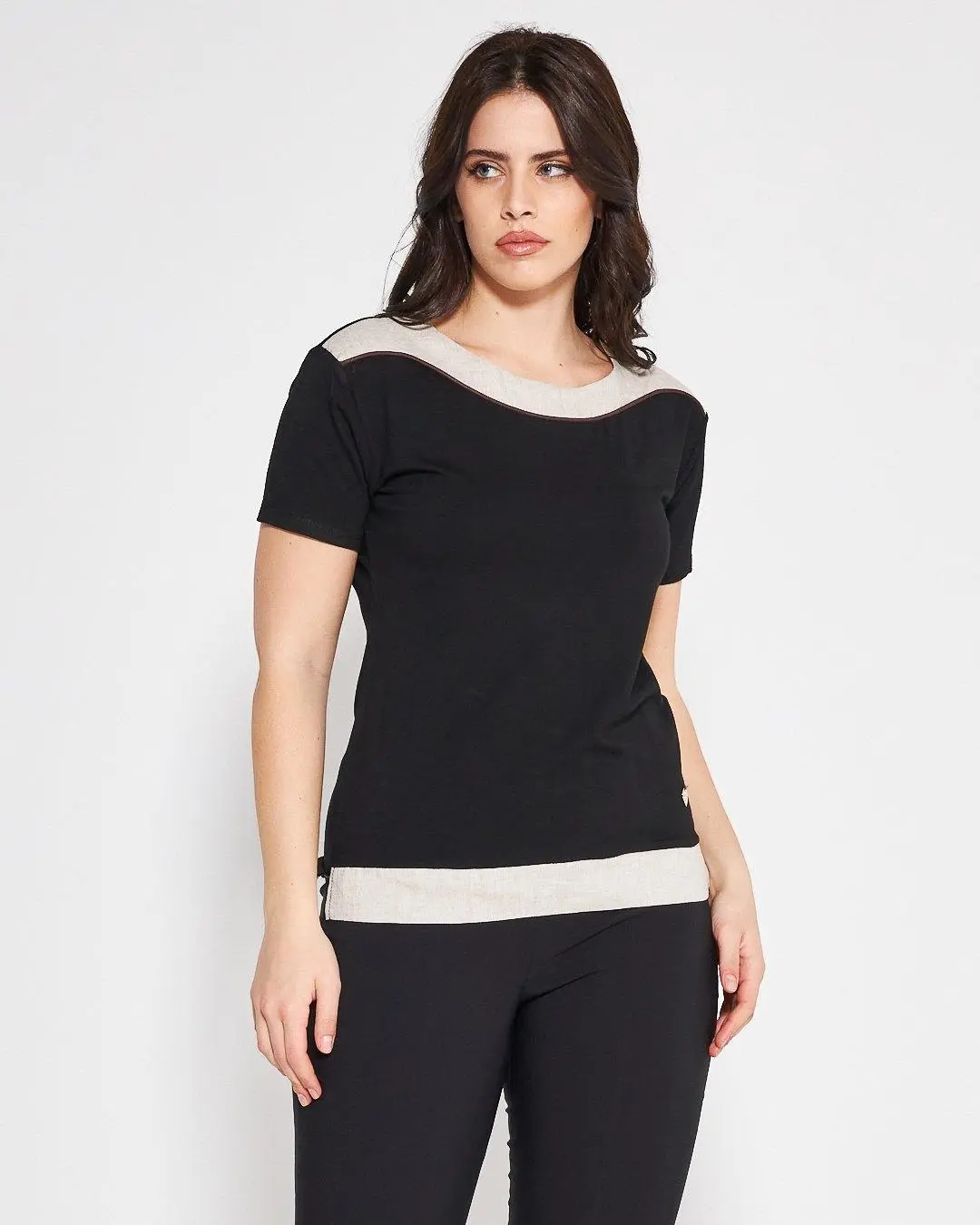 T-shirt viscosa BLACK