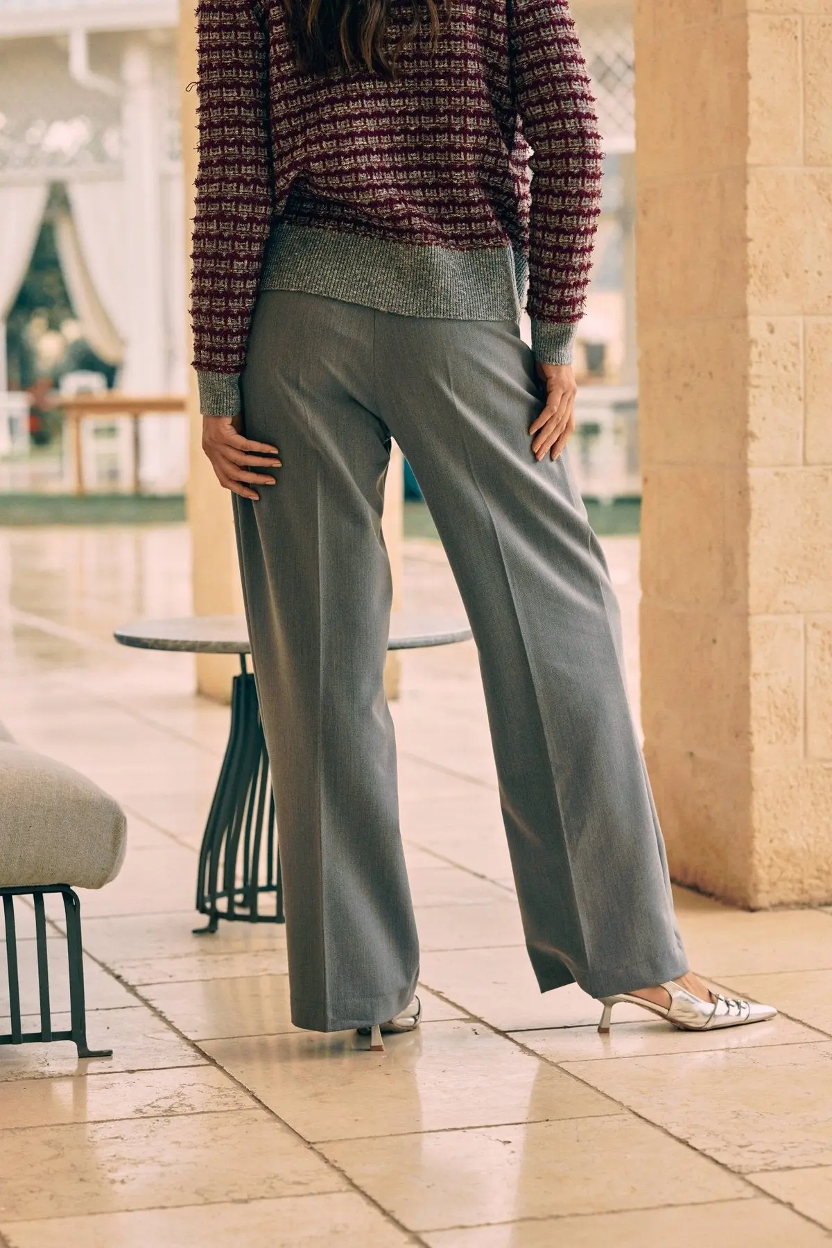 Pantalone a palazzo con pinces GRIGIO - Image 5