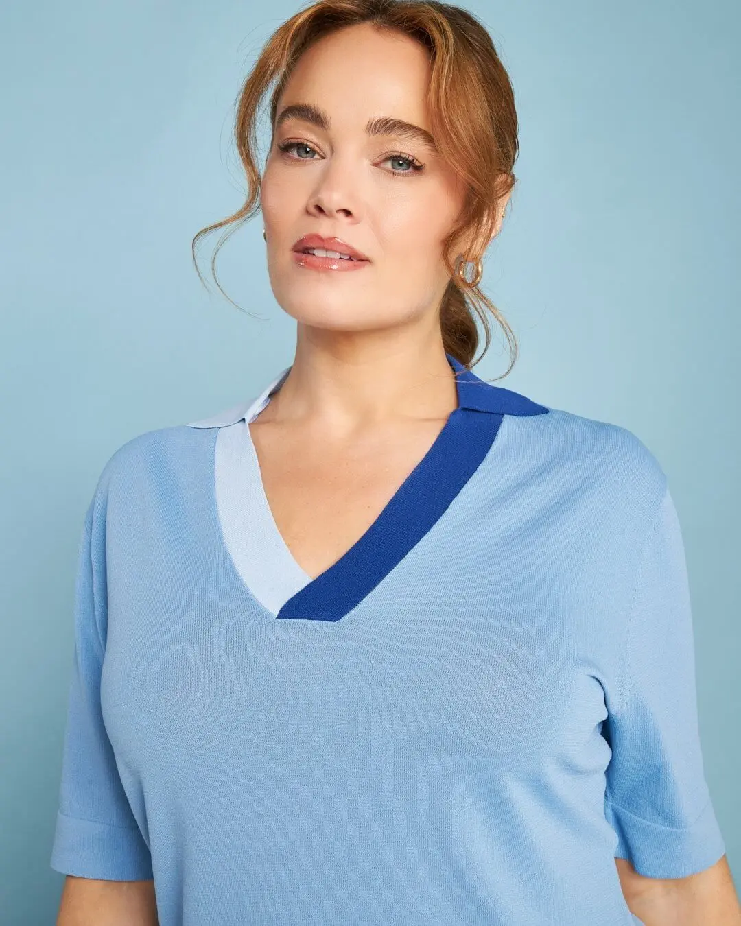Maglia polo a maniche corte in filato di misto viscosa tinta unita con scollo a contrasto LIGHT BLUE - Image 3