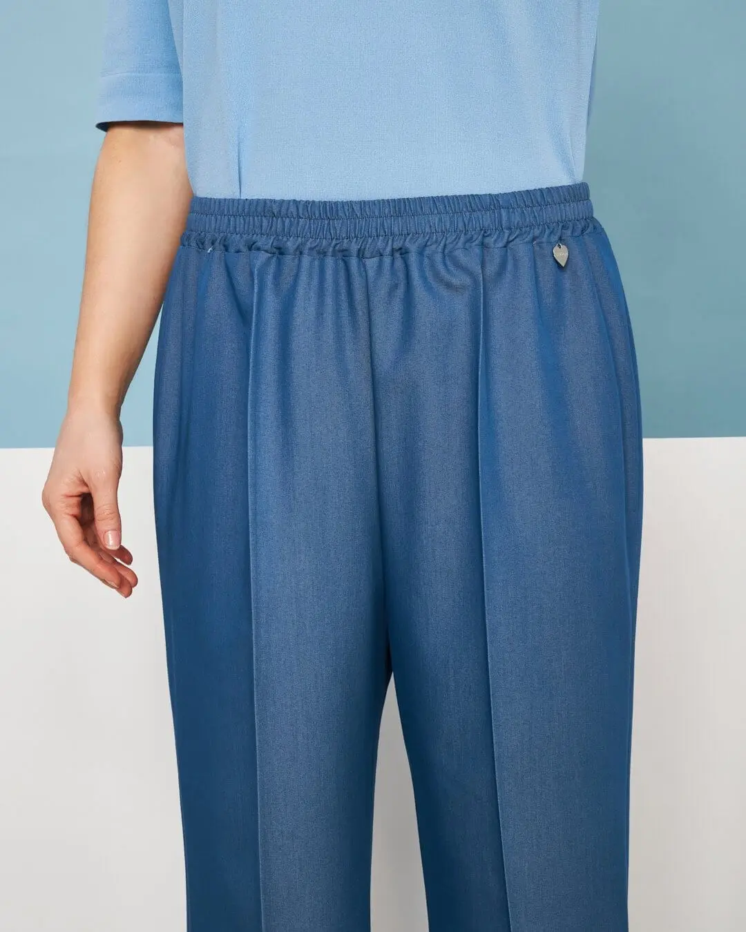 Pantalone capri in chambray di misto viscosa con bustino elastico DENIM - Image 3