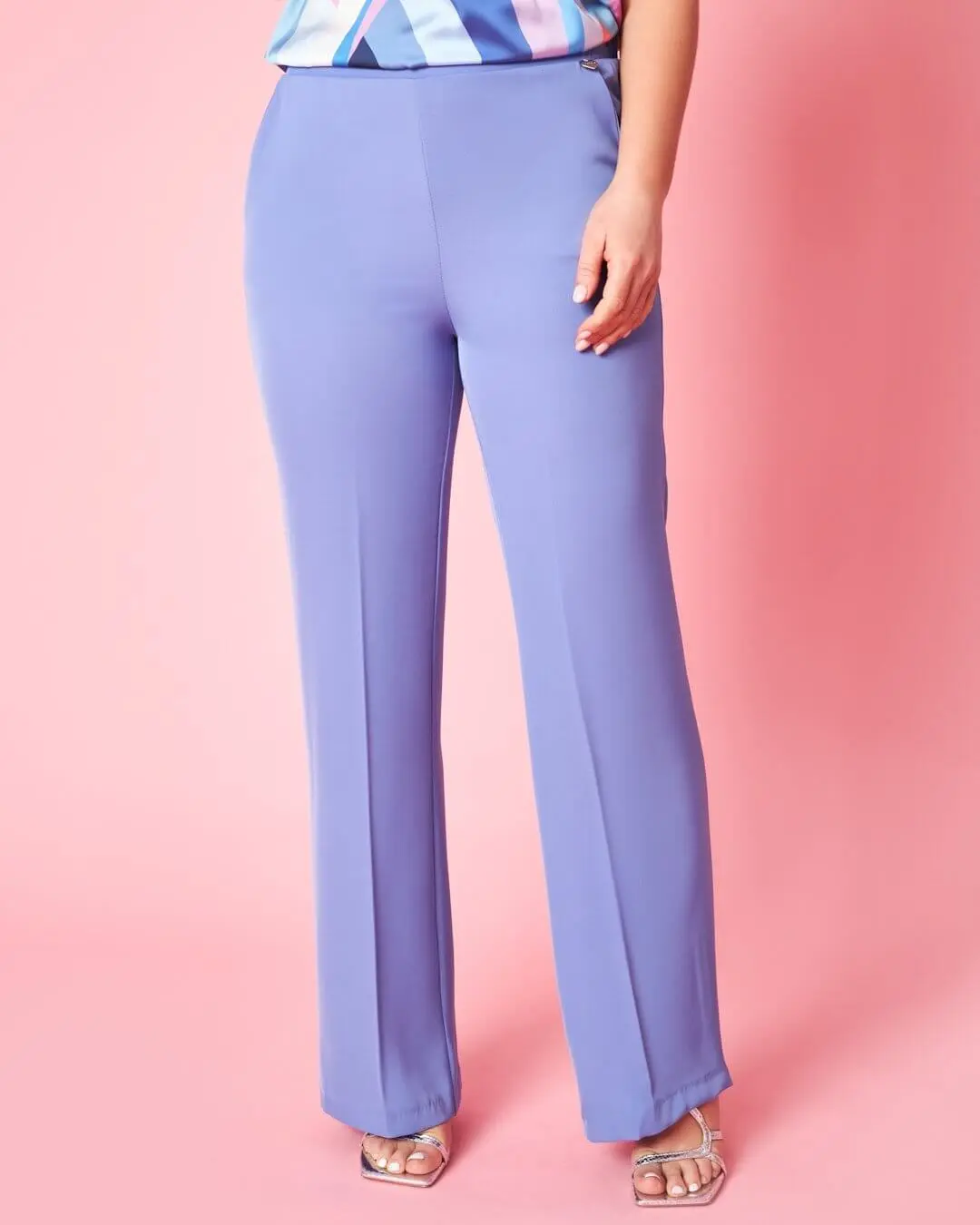 Pantalone a gamba dritta in cady tinta unita con bustino elastico LAVANDA