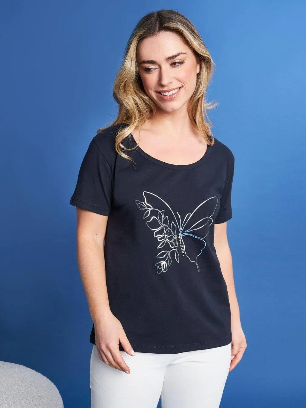T-shirt mezza manica in jersey di cotone elasticizzato con stampa farfalla in lamina - Image 4