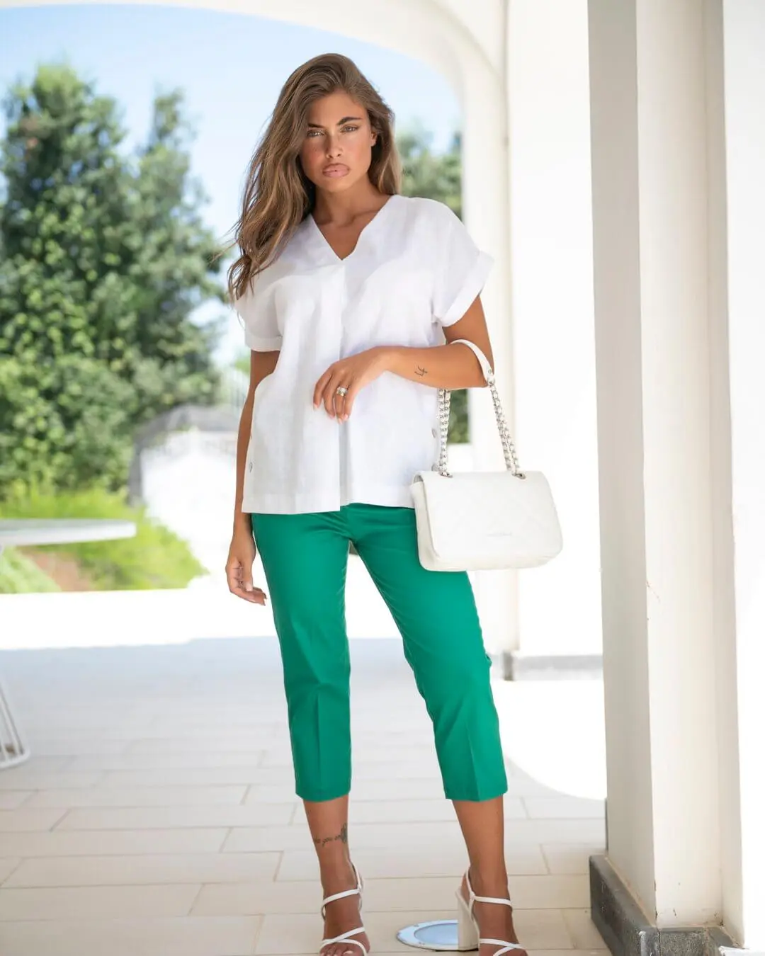 Blusa in misto lino tinta unita con bottoni e baciapiega OFF WHITE - Image 4