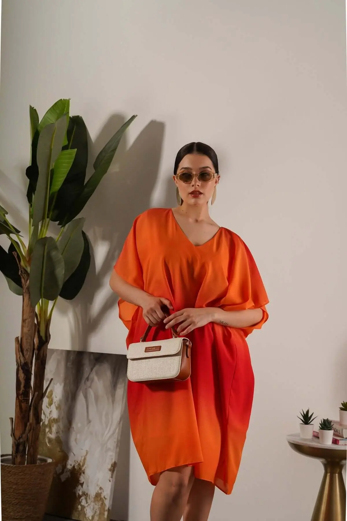 Abito effetto degradé con manica kimono e scollo a V ARANCIO - Image 6