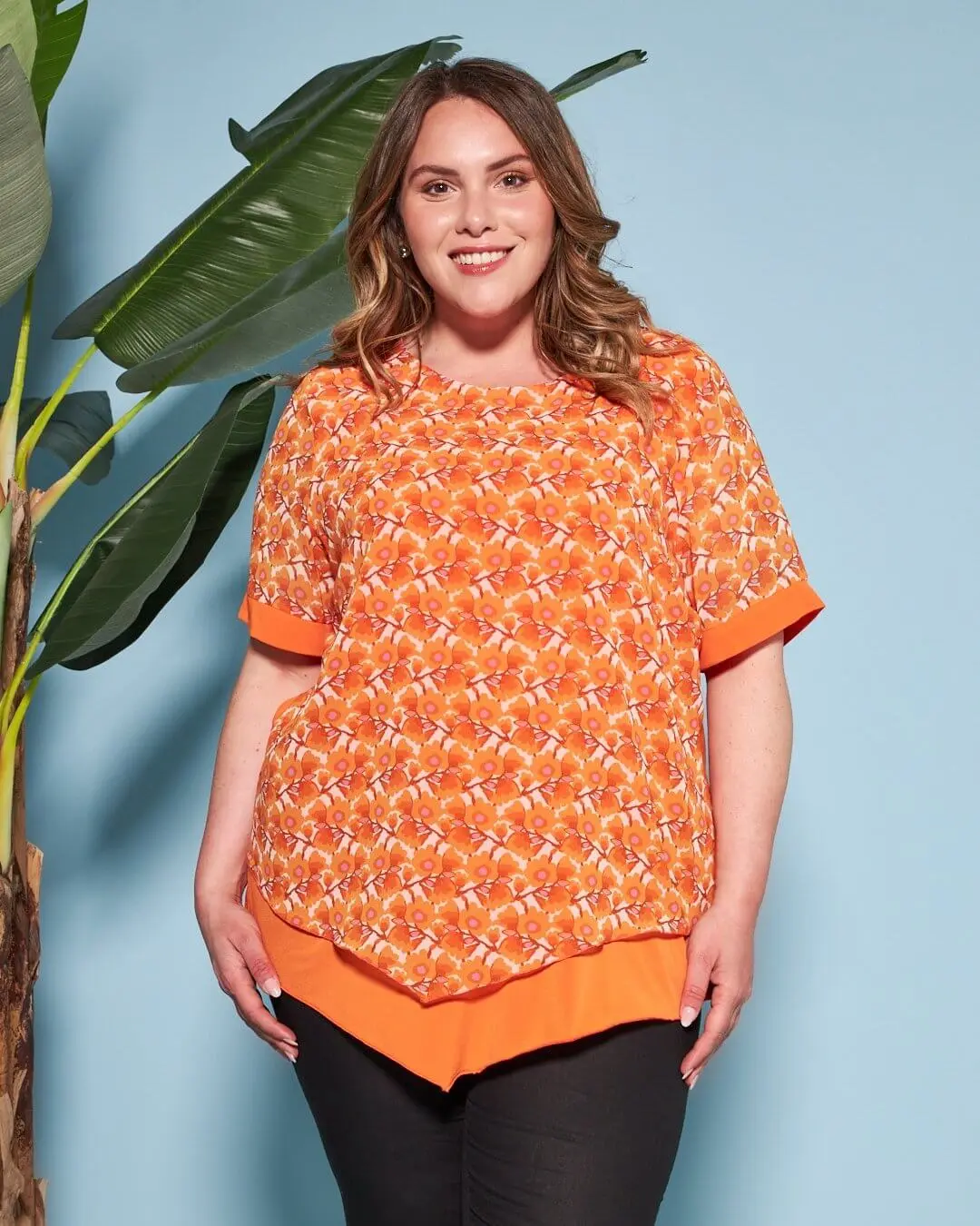 Casacca combinata in georgette con fantasia multicolore e jersey elasticizzato tinta unita. ARANCIO - Image 3