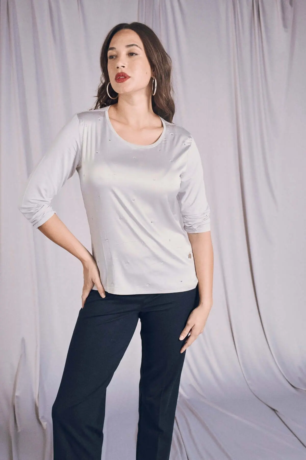 GIROCOLLO BI-MATERIALE CON APPLICAZIONI GRIGIO-PERLA - Image 3