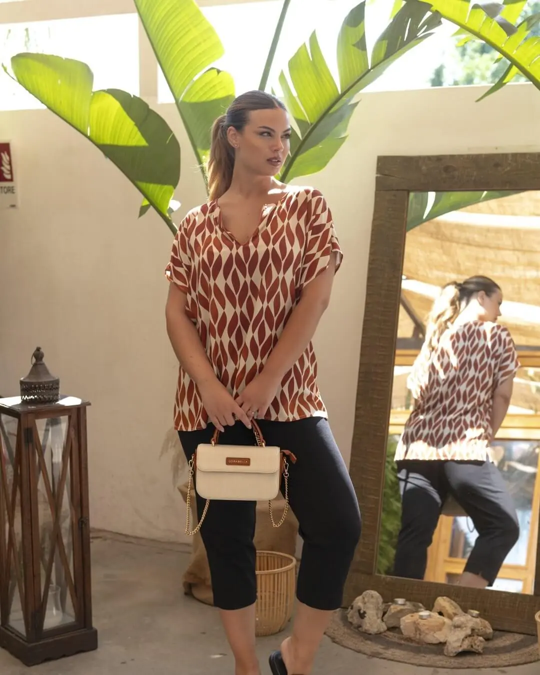 Casacca scollo a V in viscosa con manica kimono ROSSO