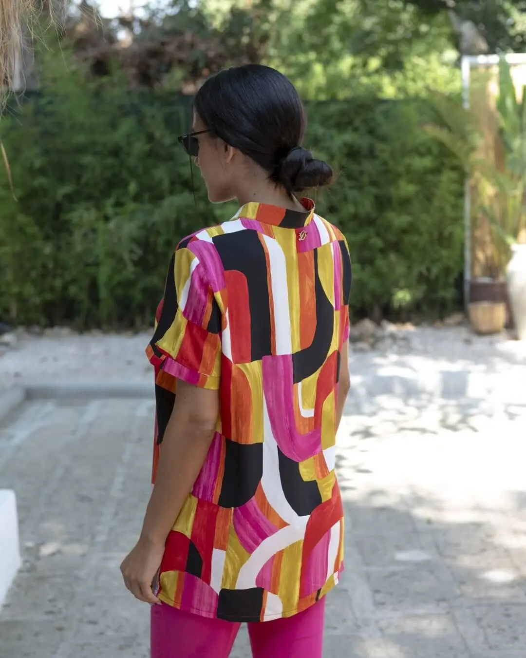 Blusa coreana fantasia con scollo a V e manica ad aletta ROSSO - Image 3