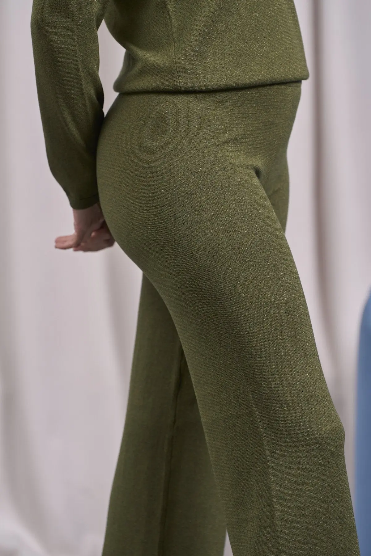 Pantalone in lurex con vita elastica OLIVA - Image 3