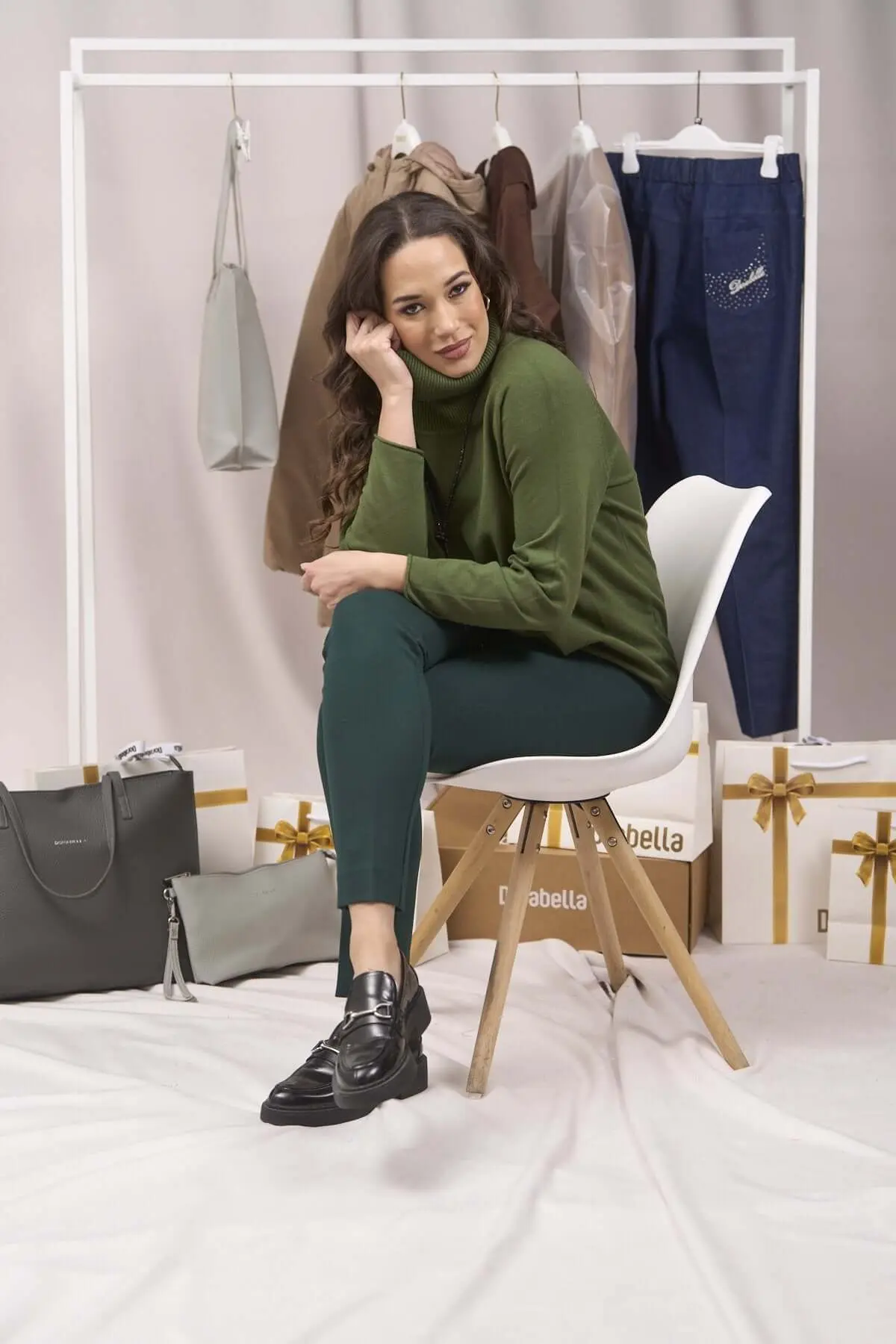 Maglia a manica raglan con collo alto MILITARE - Image 4