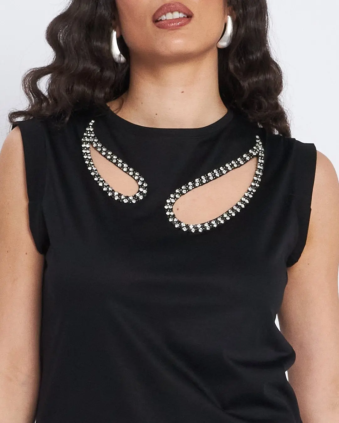 T-shirt con cut out a goccia e castoni NERO - Image 3