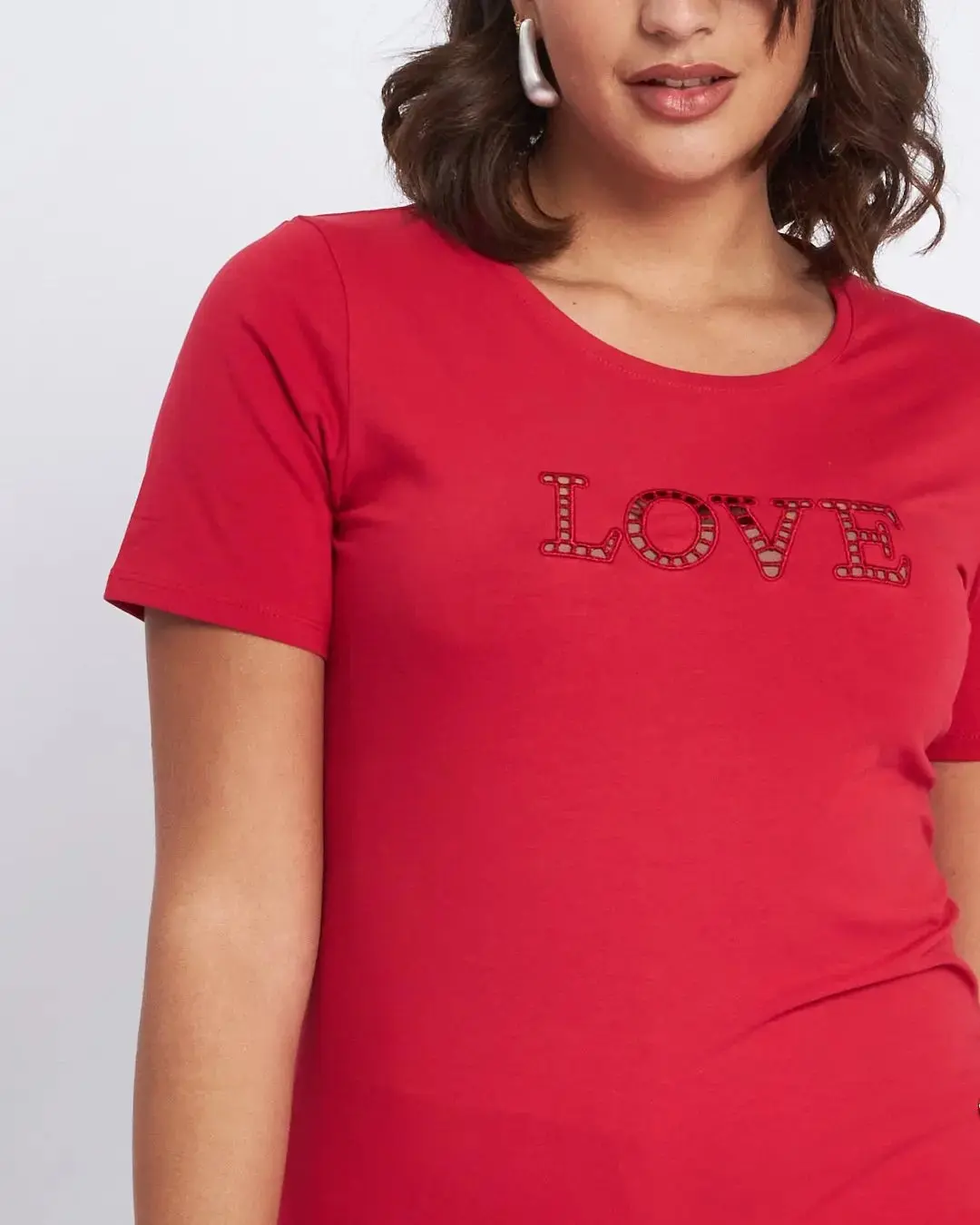 T-shirt con scritta ricamata con trafori ROSSO - Image 2