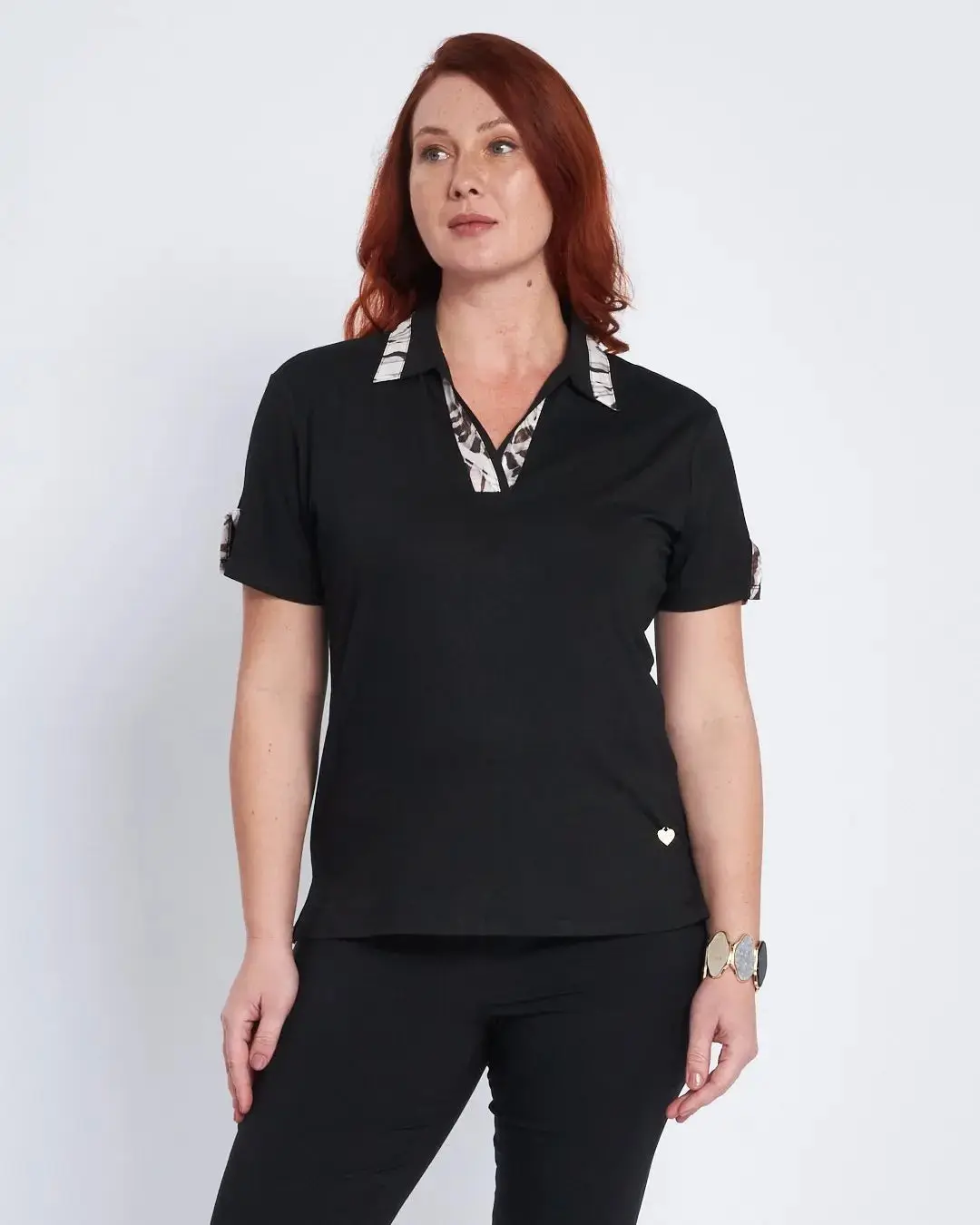 T-shirt con colletto polo e fintone a fantasia NERO - Image 2