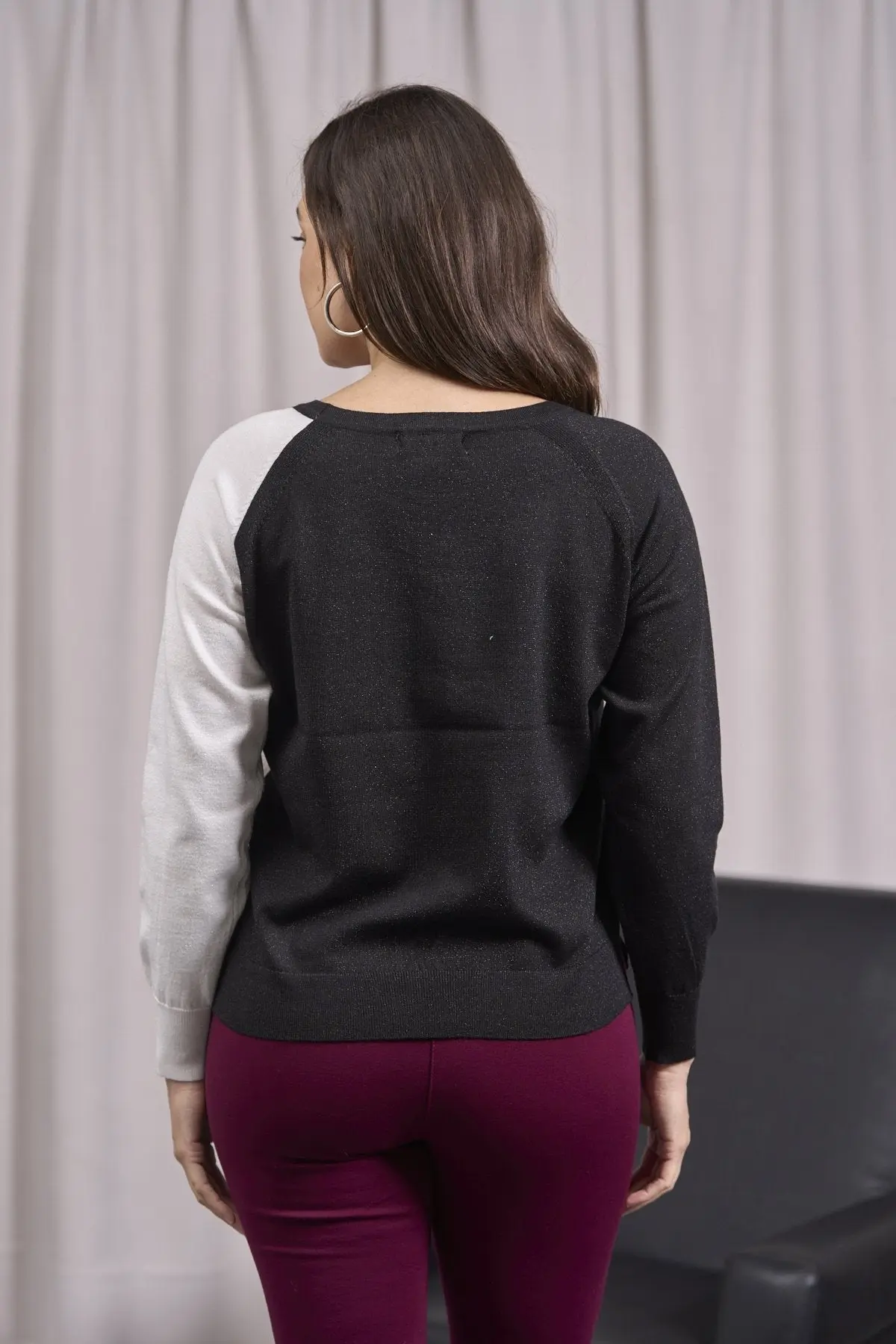 Maglia bicolor con righe frontali NERO-PANNA - Image 6