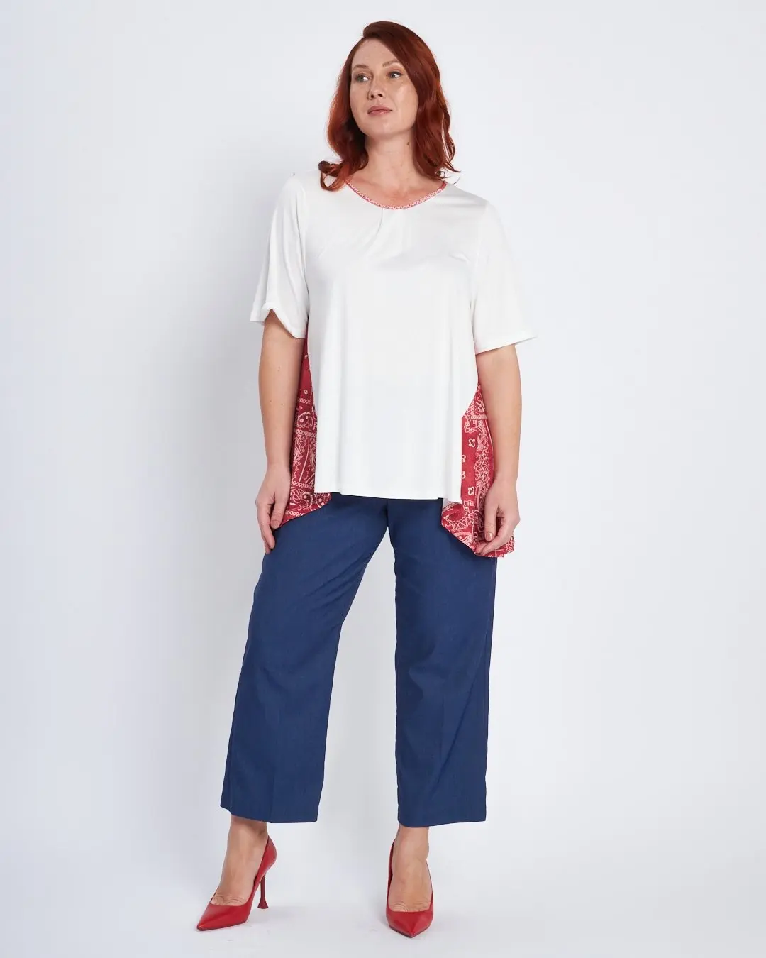T-shirt con pinces e inserti laterali a fantasia BIANCO - Image 4