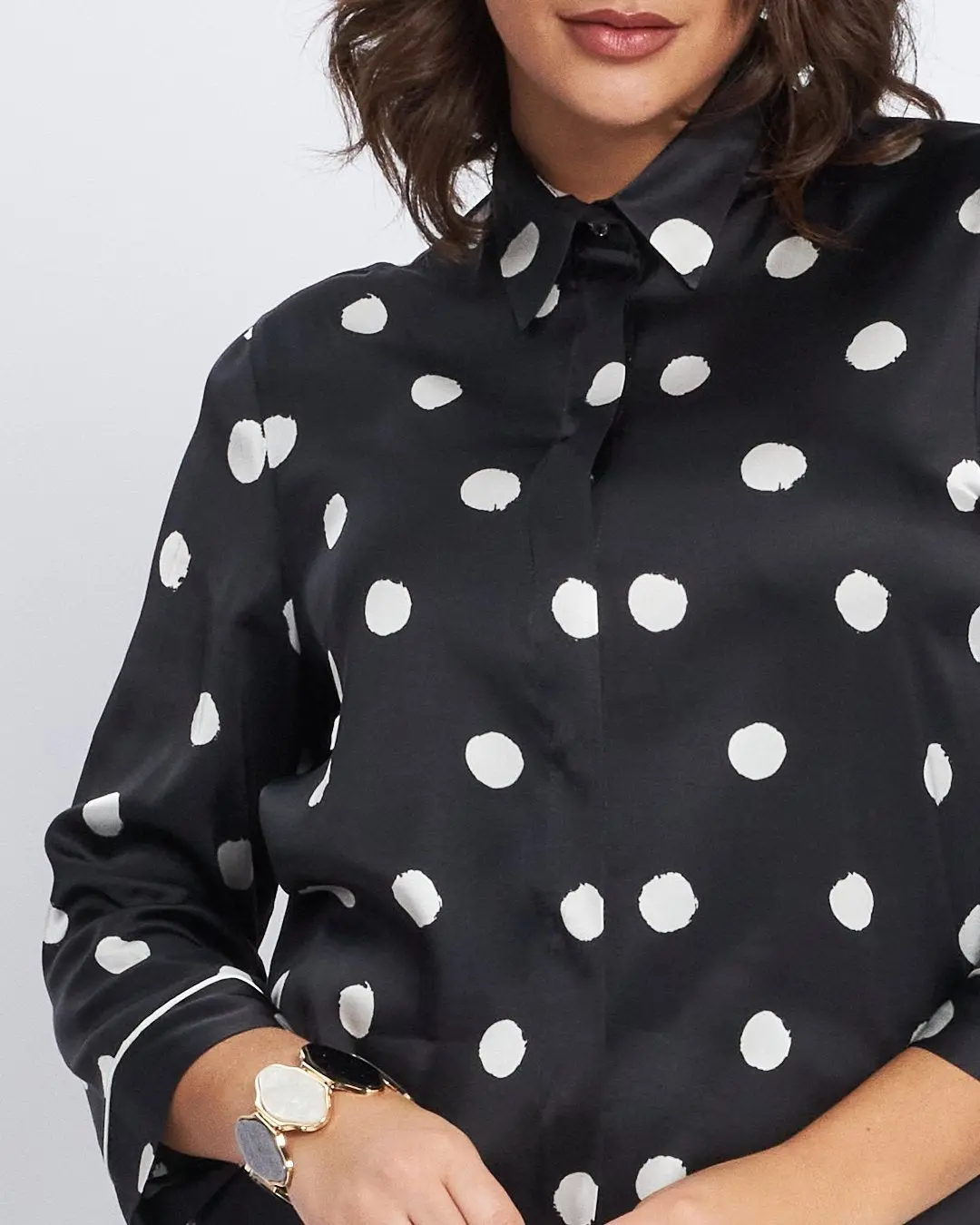 Camicia in raso di viscosa con stampa pois NERO - Image 6