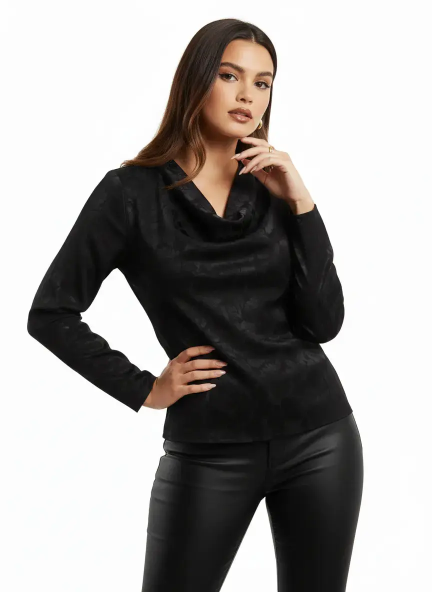 Blusa con collo morbido - Image 4