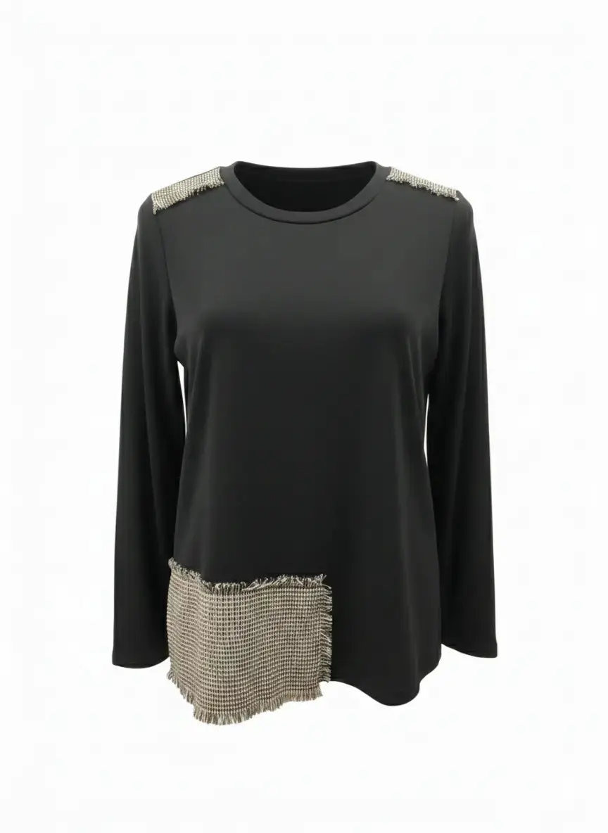 Blusa girocollo con collana accessorio