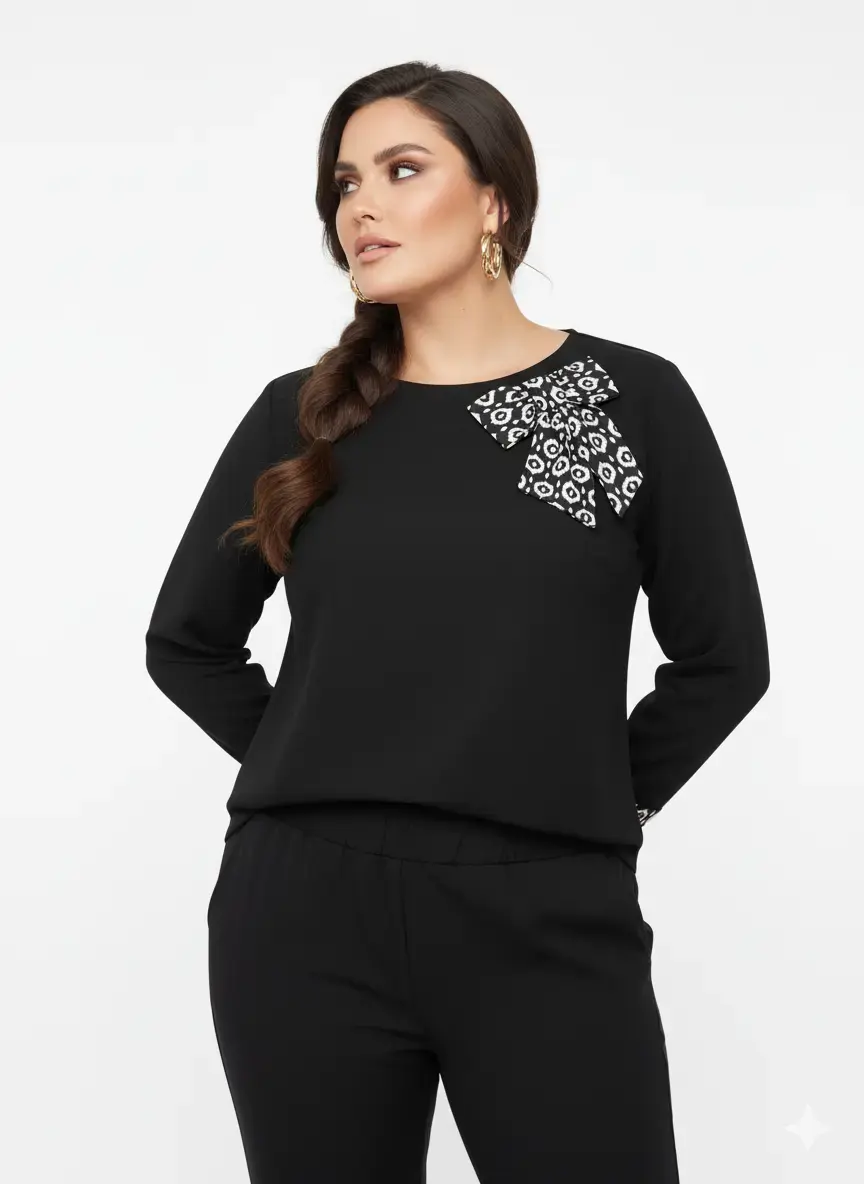 Blusa girocollo con fiocco fantasia - Image 3