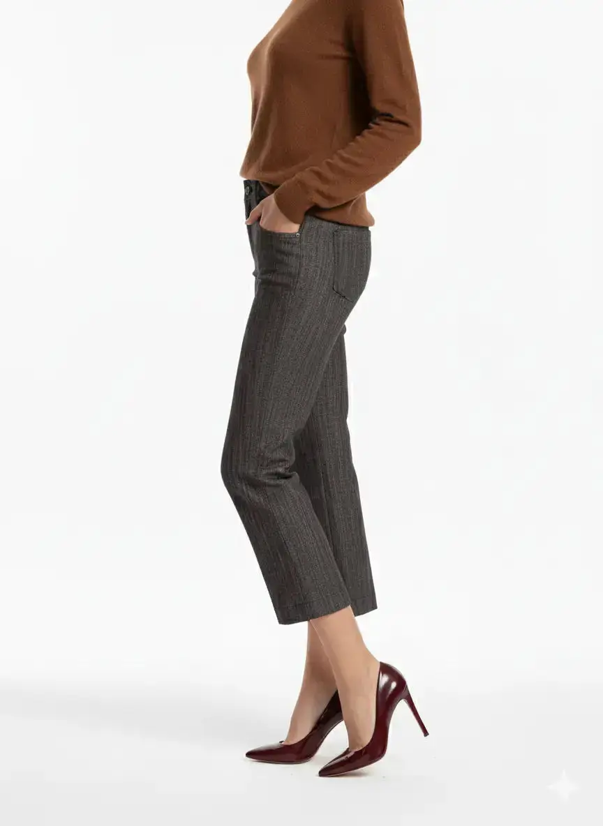 Jeans cropped elasticizzato - Image 2