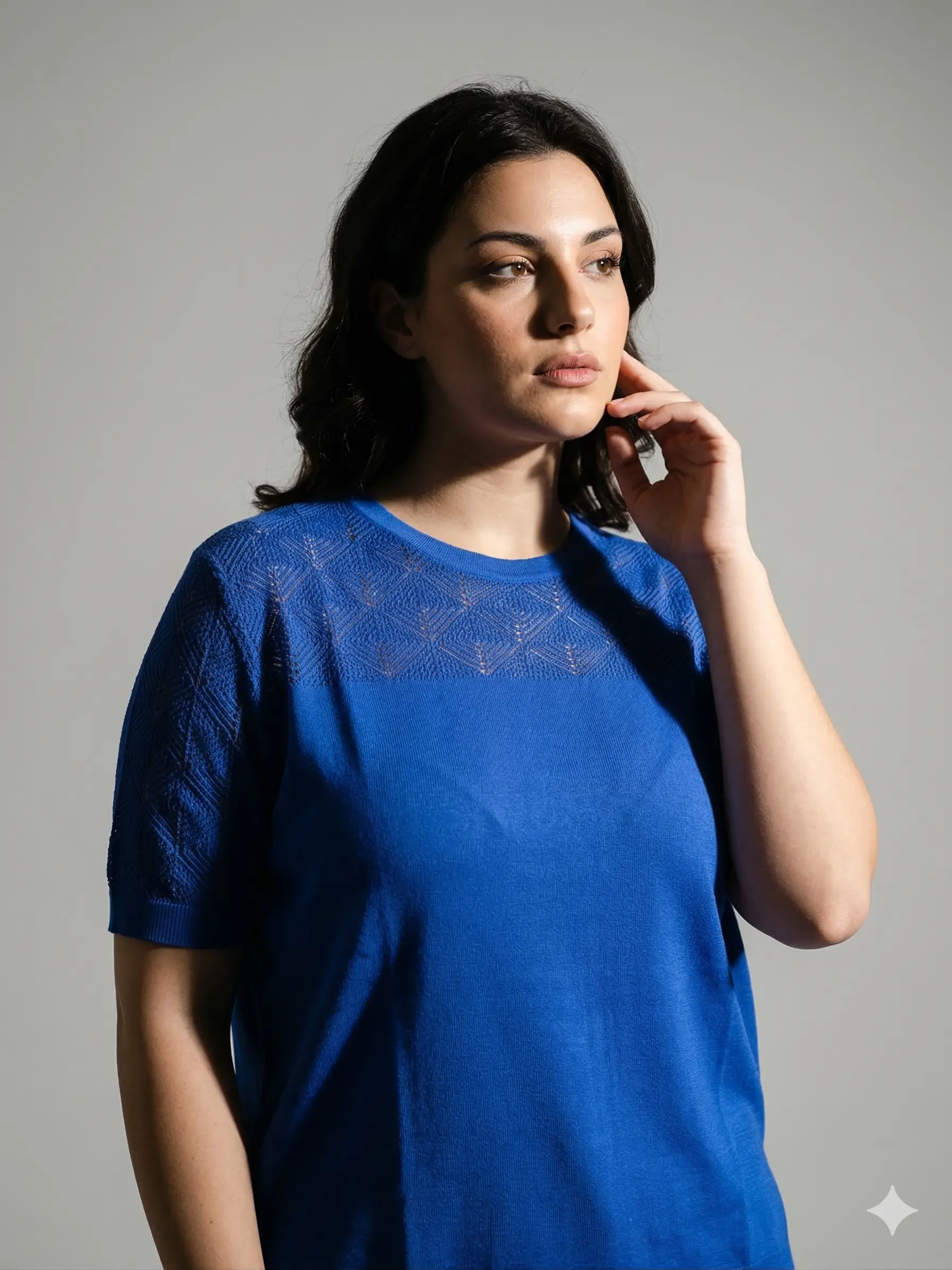 Maglia con girocollo traforato - Image 3