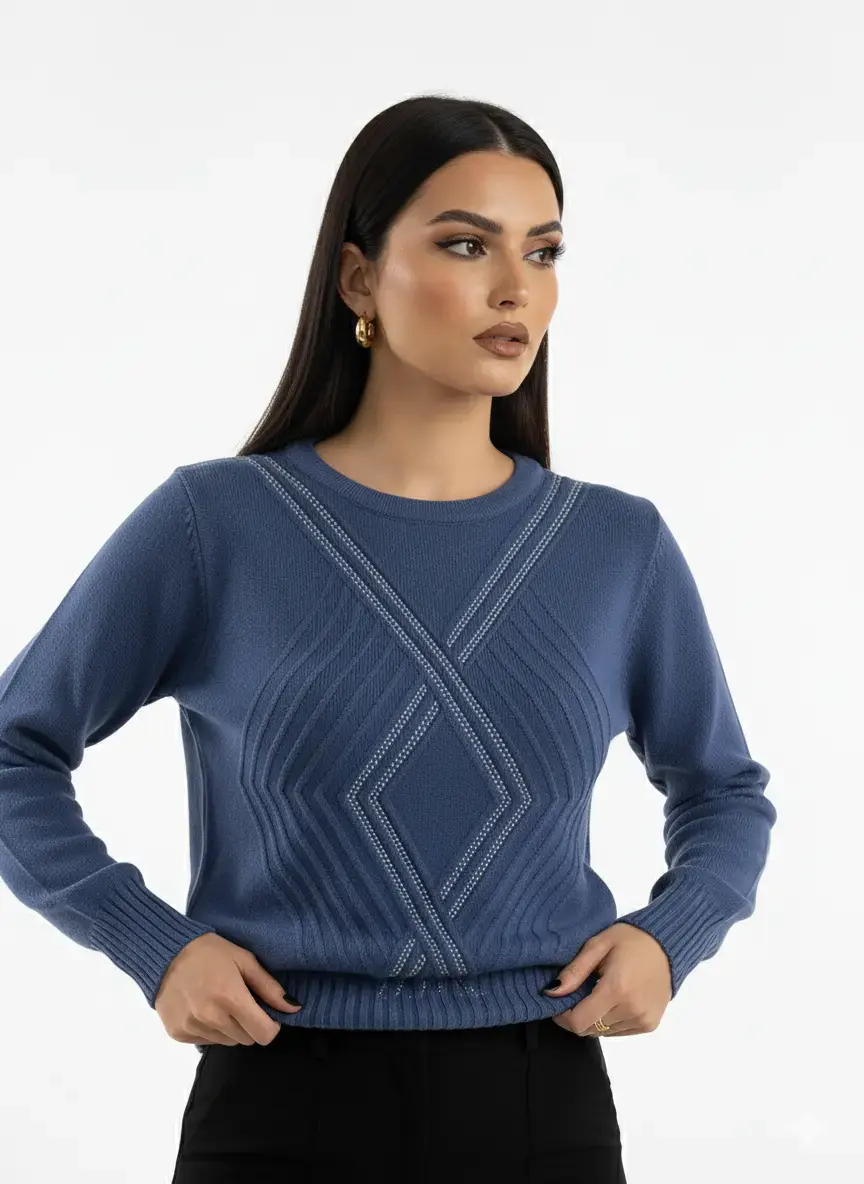 Maglia girocollo con applicazioni frontali - Image 2