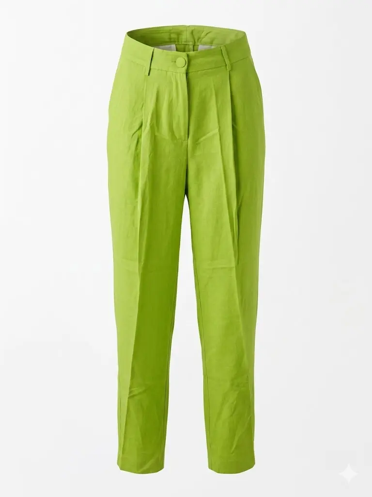 Pantalone con bottone